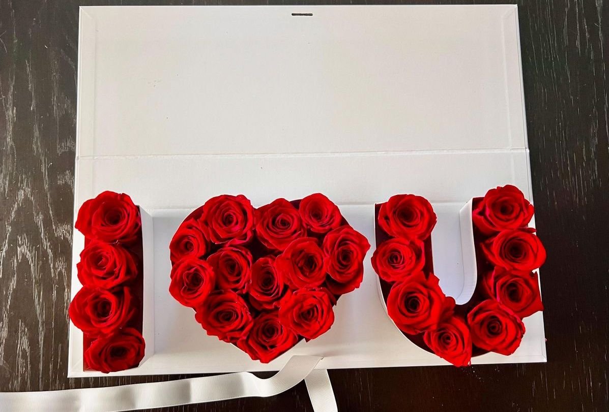 I loveyou box with red rose